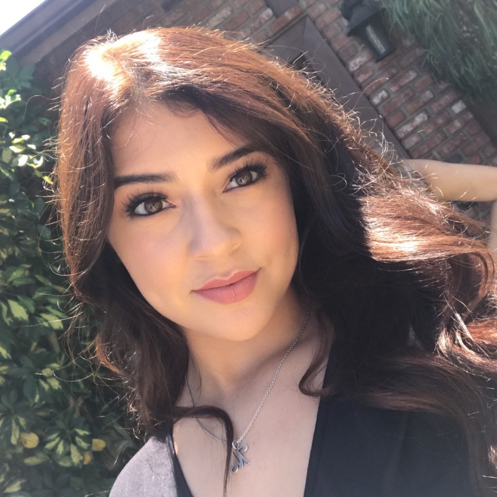 Meet your Posher, Maria